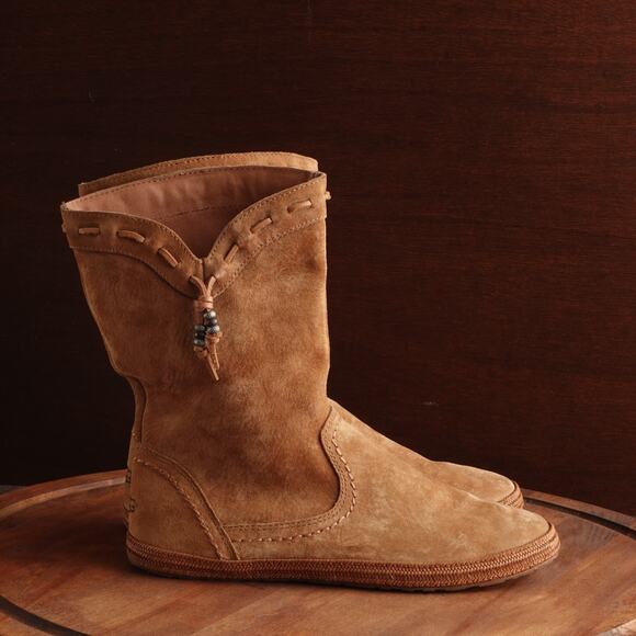 UGG Boots Womens SZ 9 Brown Laurin Suede Pull On Mid Calf Western Southwestern - Picture 1 of 14